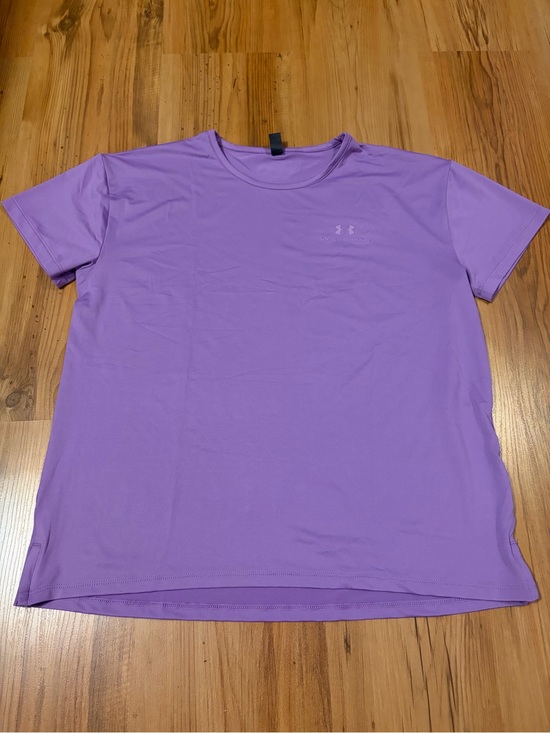 Under Armour Tops - Under Armour Lavender Short Sleeve Performance Tee
